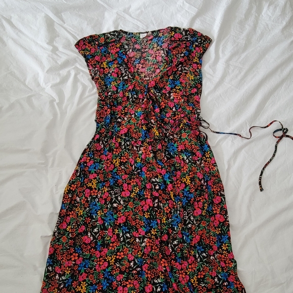 Midi floral wrap dress - Picture 3 of 6